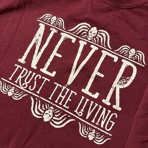 Beetlejuice Never Trust The Living XL sweatshirt